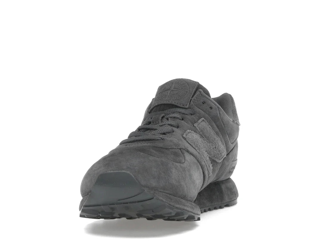 New Balance 574 Legacy Stone Island Ghost Dunkelgrau
