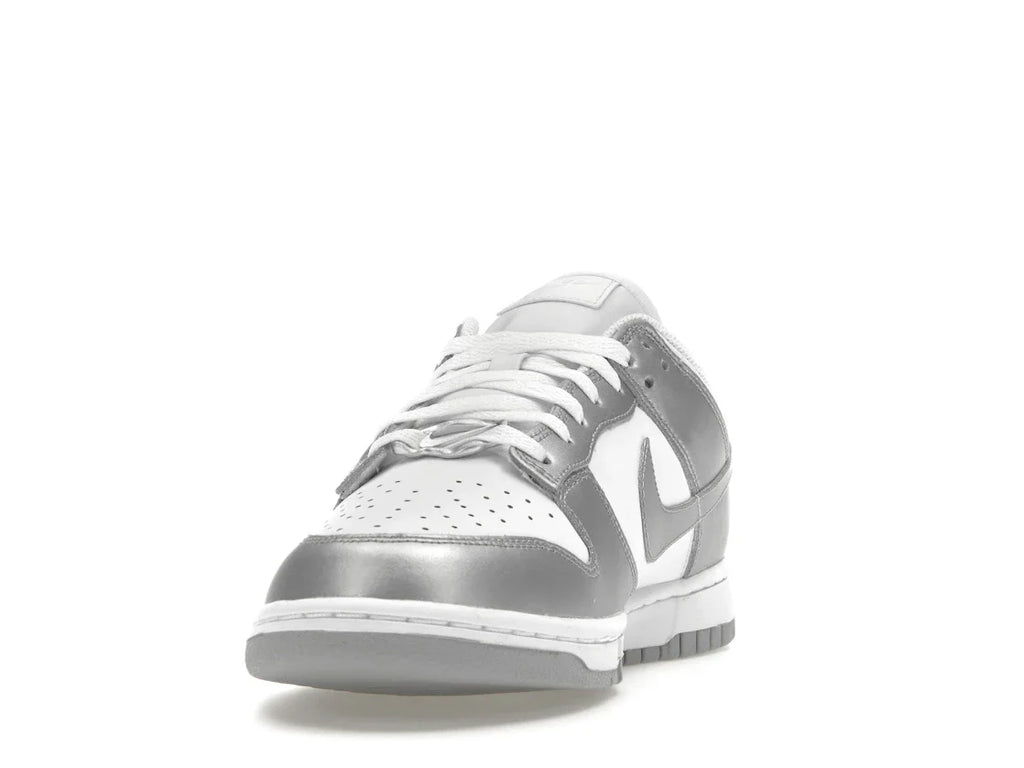 Nike Dunk Low Metallic Silver (Damen)