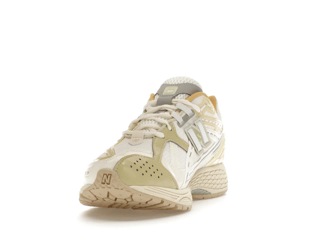 New Balance 1906R Lunar New Year Weiß