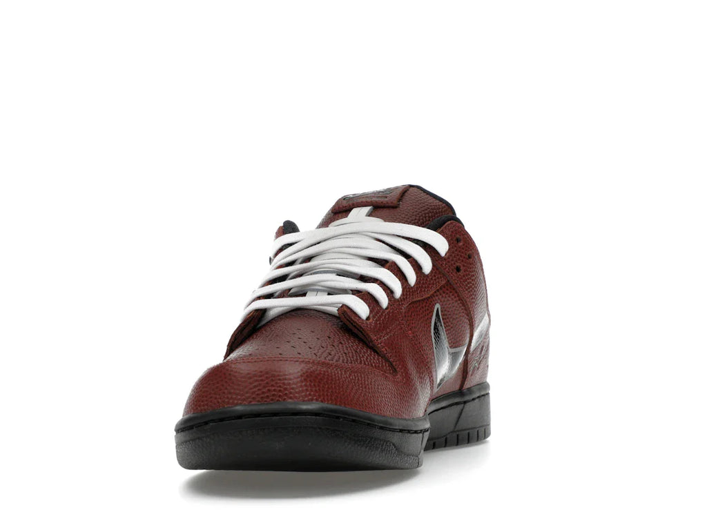 Nike SB Dunk Low Limousine Skateboards