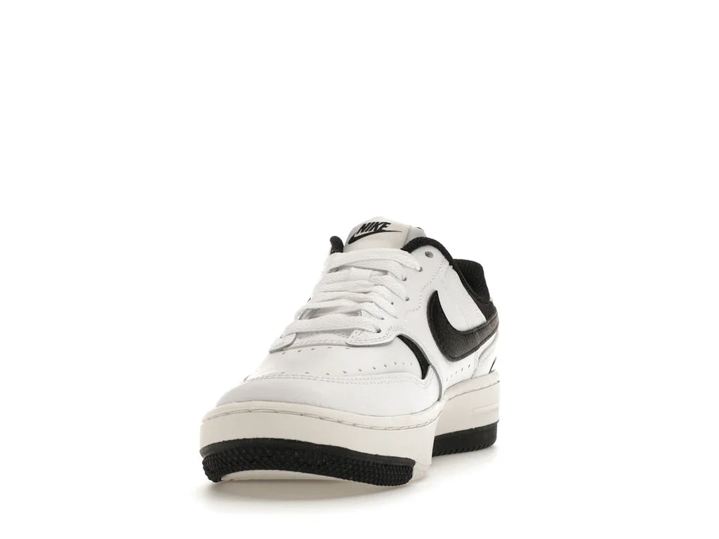 Nike Gamma Force Weiß Schwarz (Damen)
