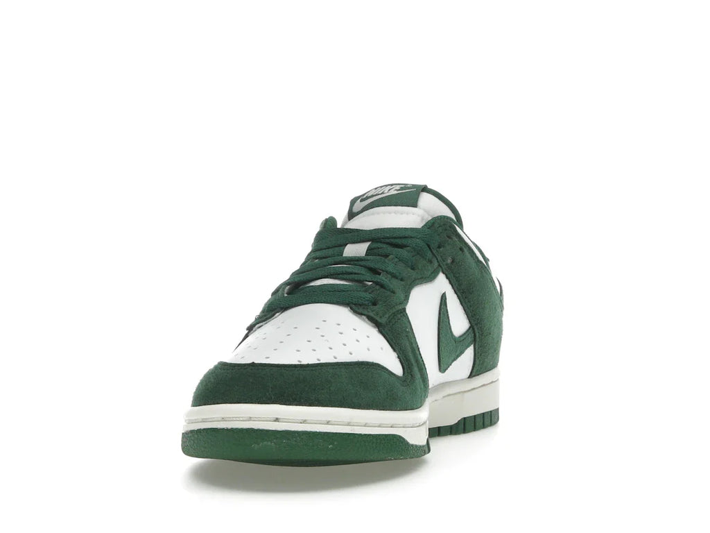 Nike Dunk Low Gorge Grün Gold Mini Swoosh (Damen)