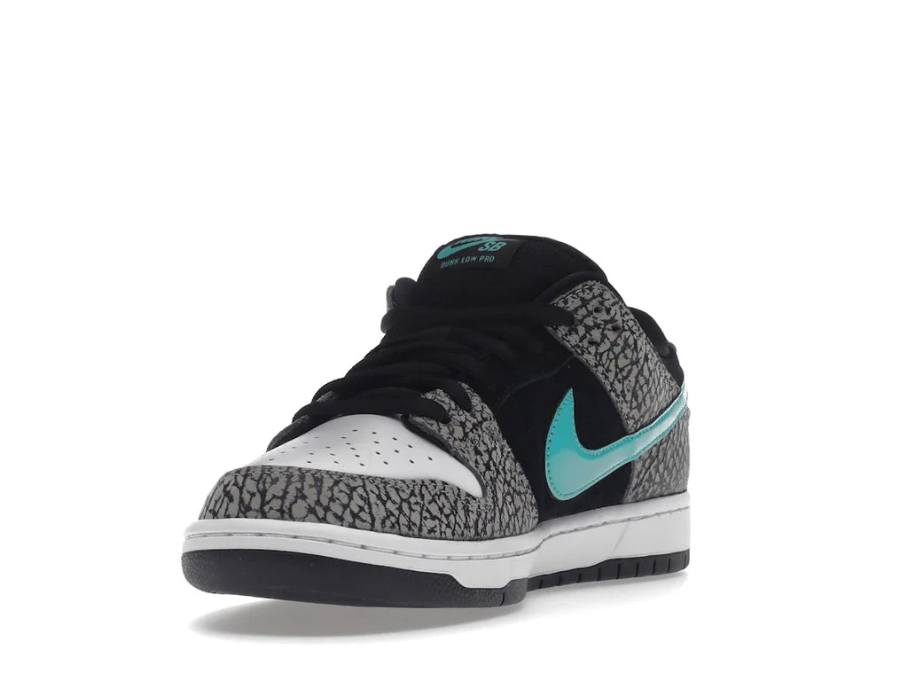 Nike SB Dunk Low atmos Elephant