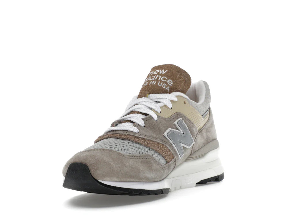 New Balance 997 MiUSA Light Mushroom Mirage Gray