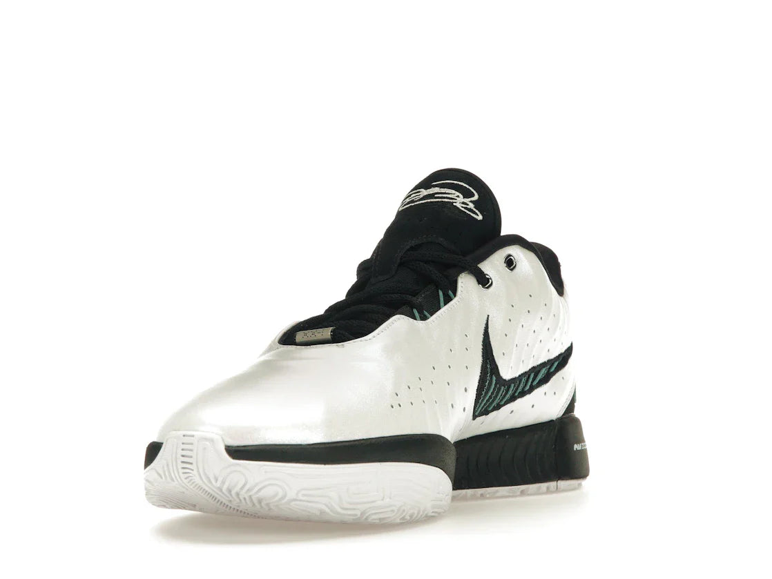Nike LeBron 21 Conchiolin