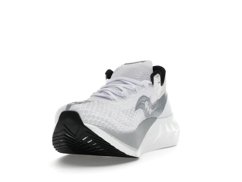 Saucony Endorphin Pro 4 Weiß Silber