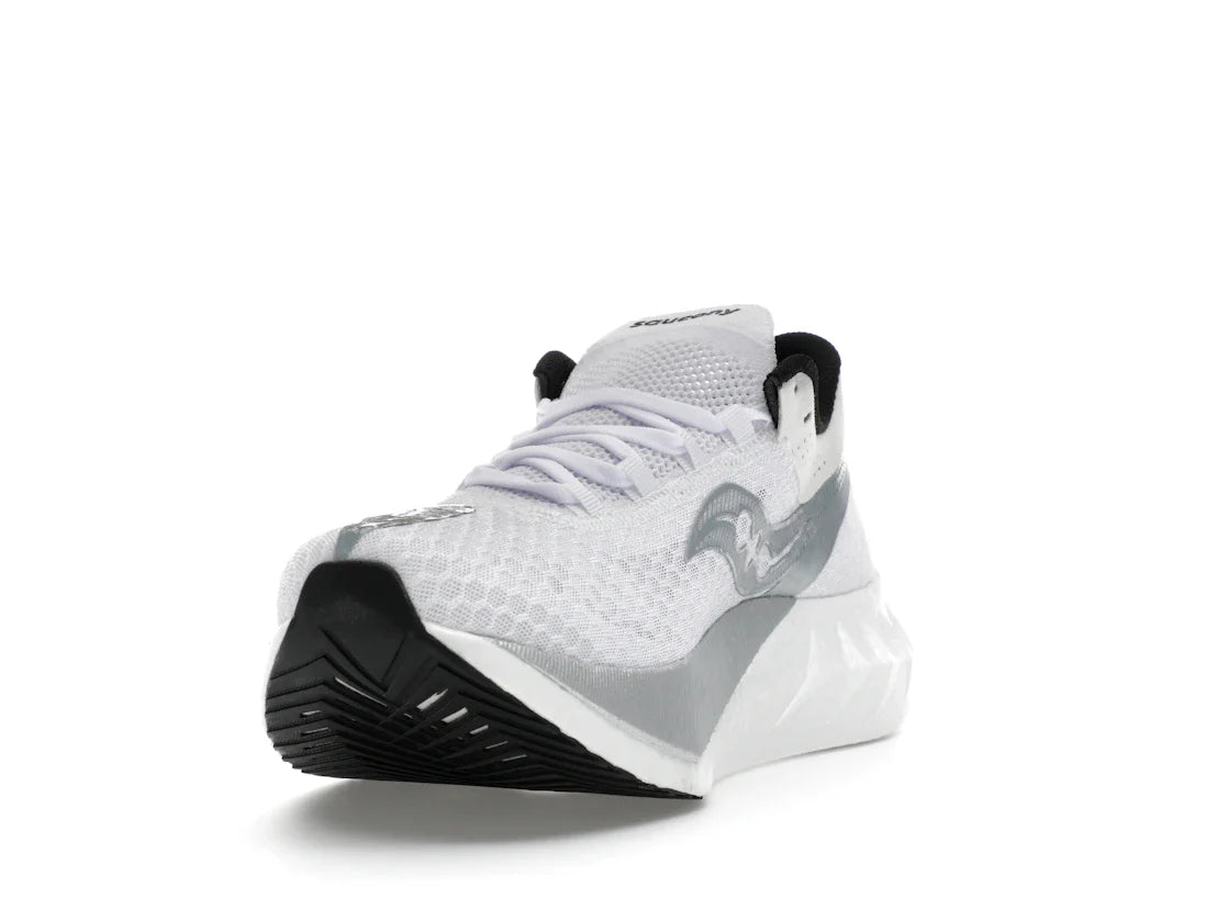 Saucony Endorphin Pro 4 Weiß Silber