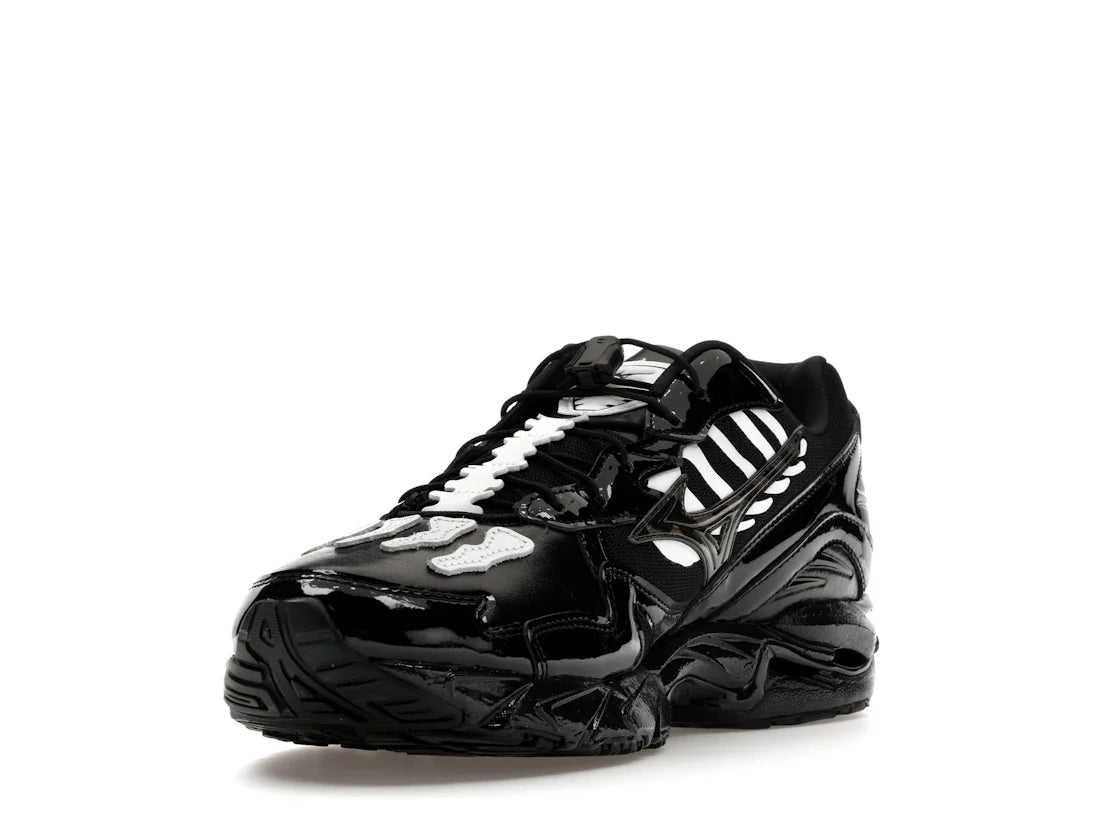 Mizuno Wave Rider 10 x Sabotage (SBTG) Schwarz Schwarz Weiß