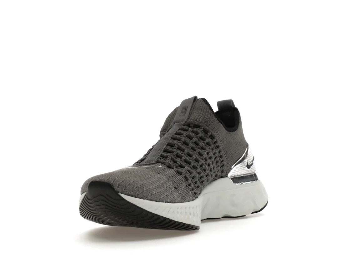 Nike React Phantom Run Flyknit 2 Eisengrau Silber