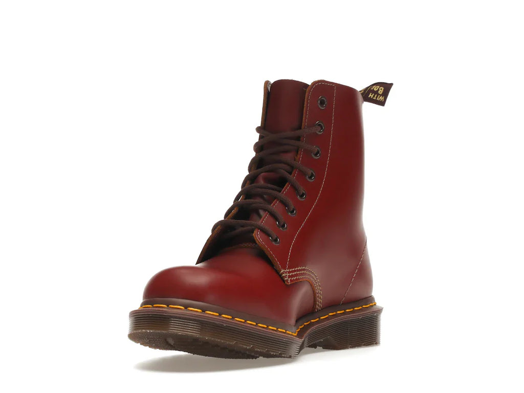 Dr. Martens 1460 Vintage Schnürstiefel, hergestellt in England, oxbloodfarben, Quilon