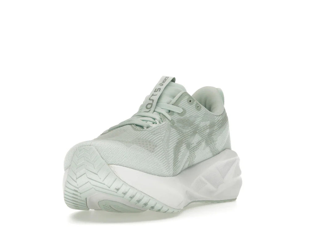 ASICS Novablast 5 Pure Aqua Seal Grau
