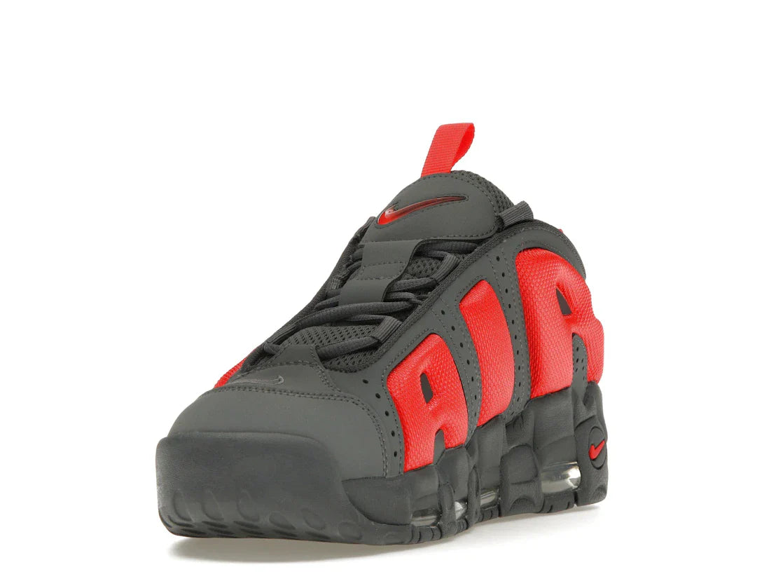 Nike Air More Uptempo Low Dunkelgrau Hellkarmesinrot