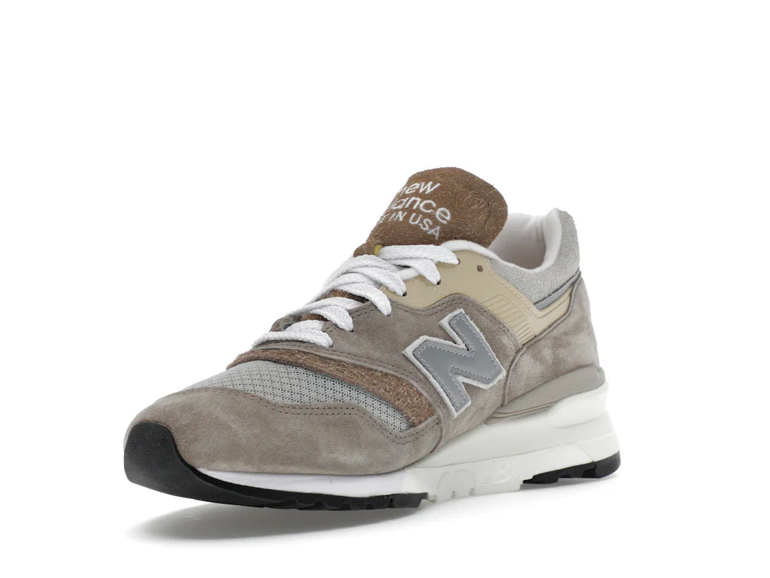 New Balance 997 MiUSA Light Mushroom Mirage Gray