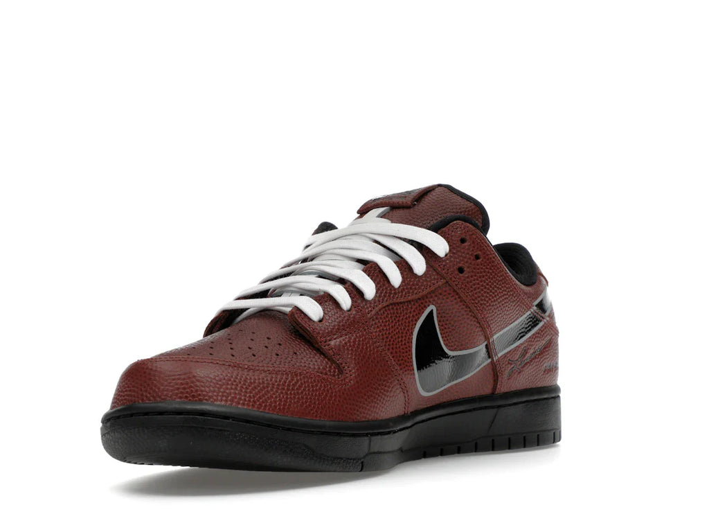 Nike SB Dunk Low Limousine Skateboards