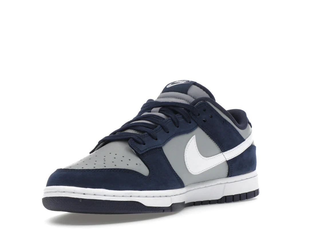 Nike Dunk Low Georgetown Wildleder