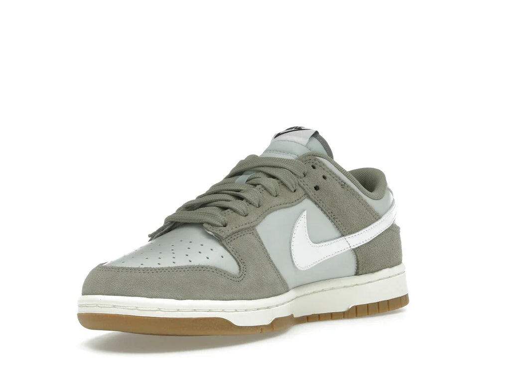 Nike Dunk Low Retro SE Hellsilber Hellblau Segelweiß