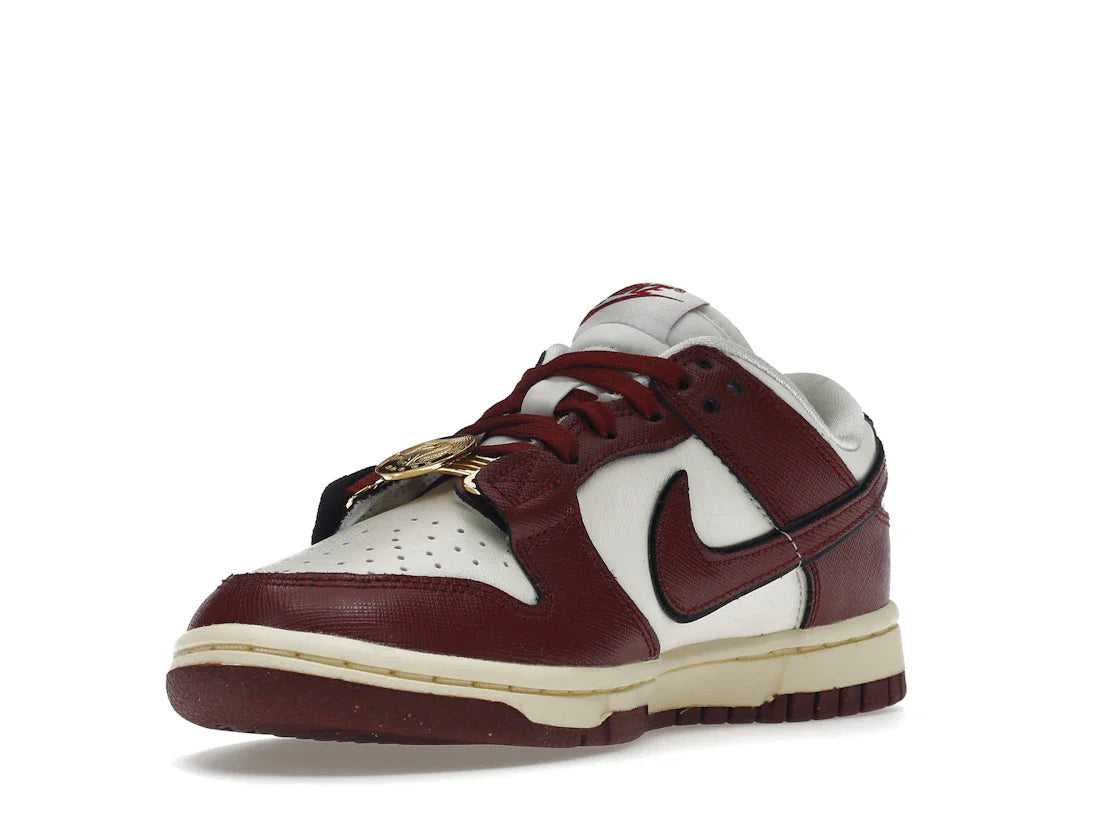 Nike Dunk Low SE Sisterhood Sail Team Red (Damen)