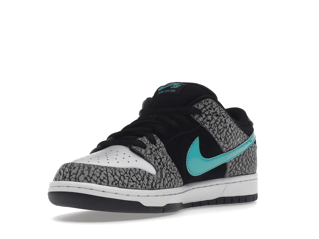 Nike SB Dunk Low atmos Elephant