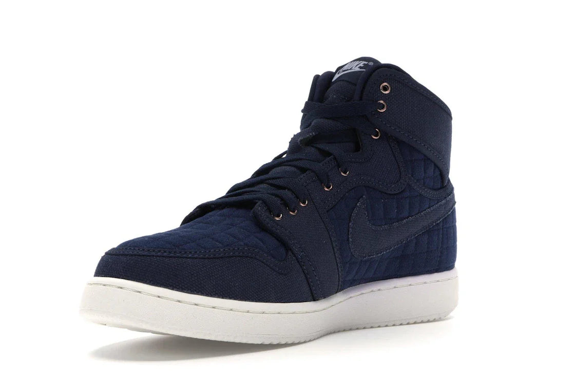 Jordan 1 Retro AJKO Blau Gesteppt
