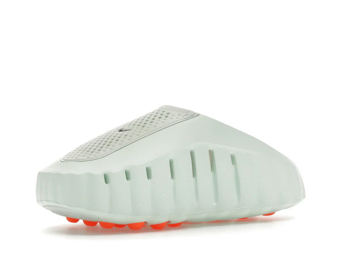 Nike Mind 001 Barely Green Hyper Crimson Black Chrome (Damen)
