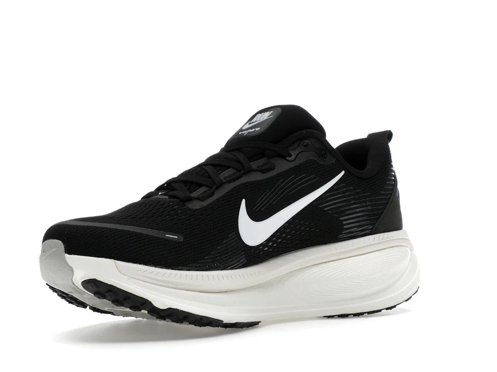 Nike Vomero 18 Schwarz, Kokosmilch, Hellgrau, Weiß