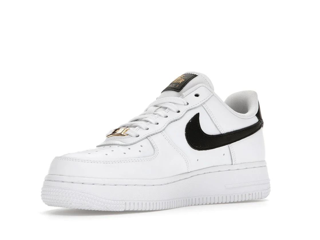 Nike Air Force 1 Low '07 Essential Weiß Schwarz Gold Mini Swoosh (Damen)