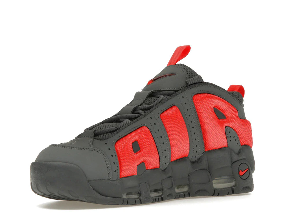 Nike Air More Uptempo Low Dunkelgrau Hellkarmesinrot