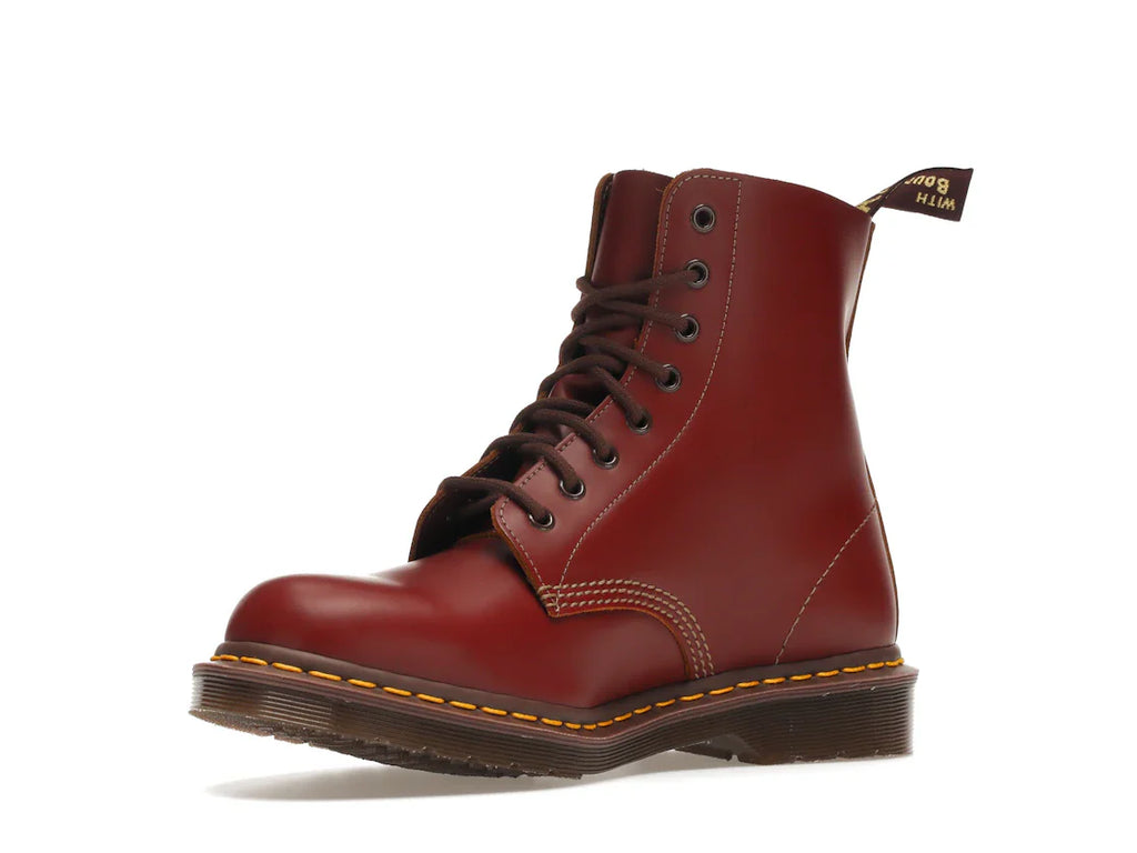 Dr. Martens 1460 Vintage Schnürstiefel, hergestellt in England, oxbloodfarben, Quilon