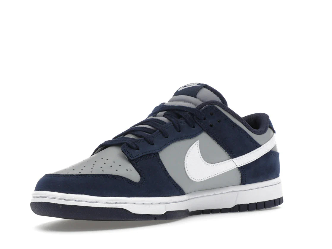 Nike Dunk Low Georgetown Wildleder
