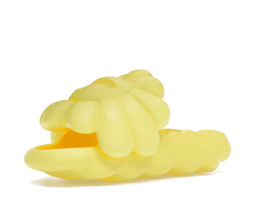 Takashi Murakami Ohana Full-Bloom Slide Blazing Yellow