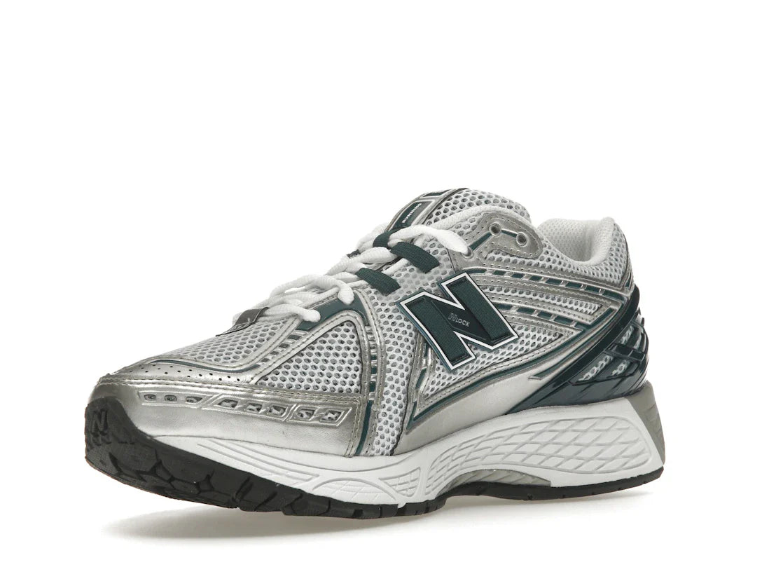 New Balance 1906R Silber Metallic Tiefsee