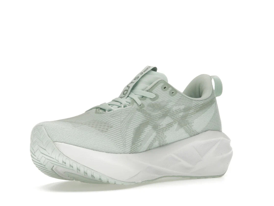 ASICS Novablast 5 Pure Aqua Seal Grau