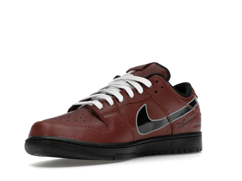 Nike SB Dunk Low Limousine Skateboards