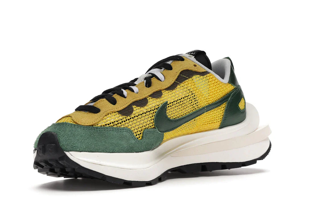 Nike Vaporwaffle Sacai Tour Gelb Stadion Grün