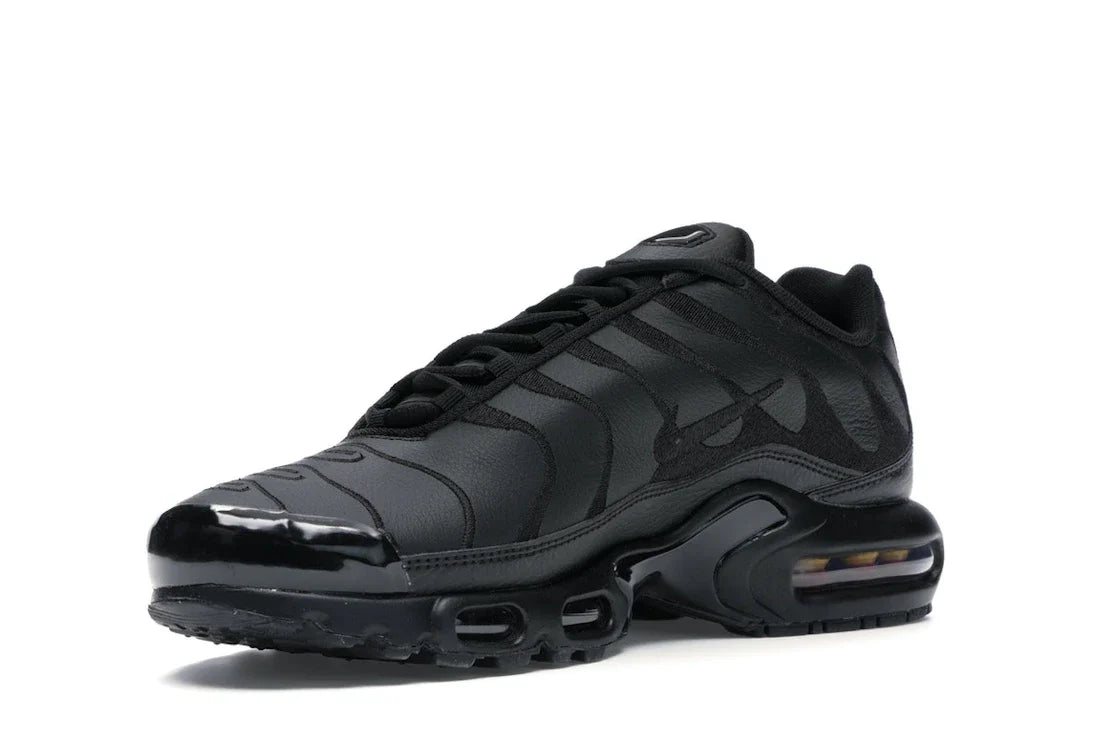 Nike Air Max Plus Triple Black Leather