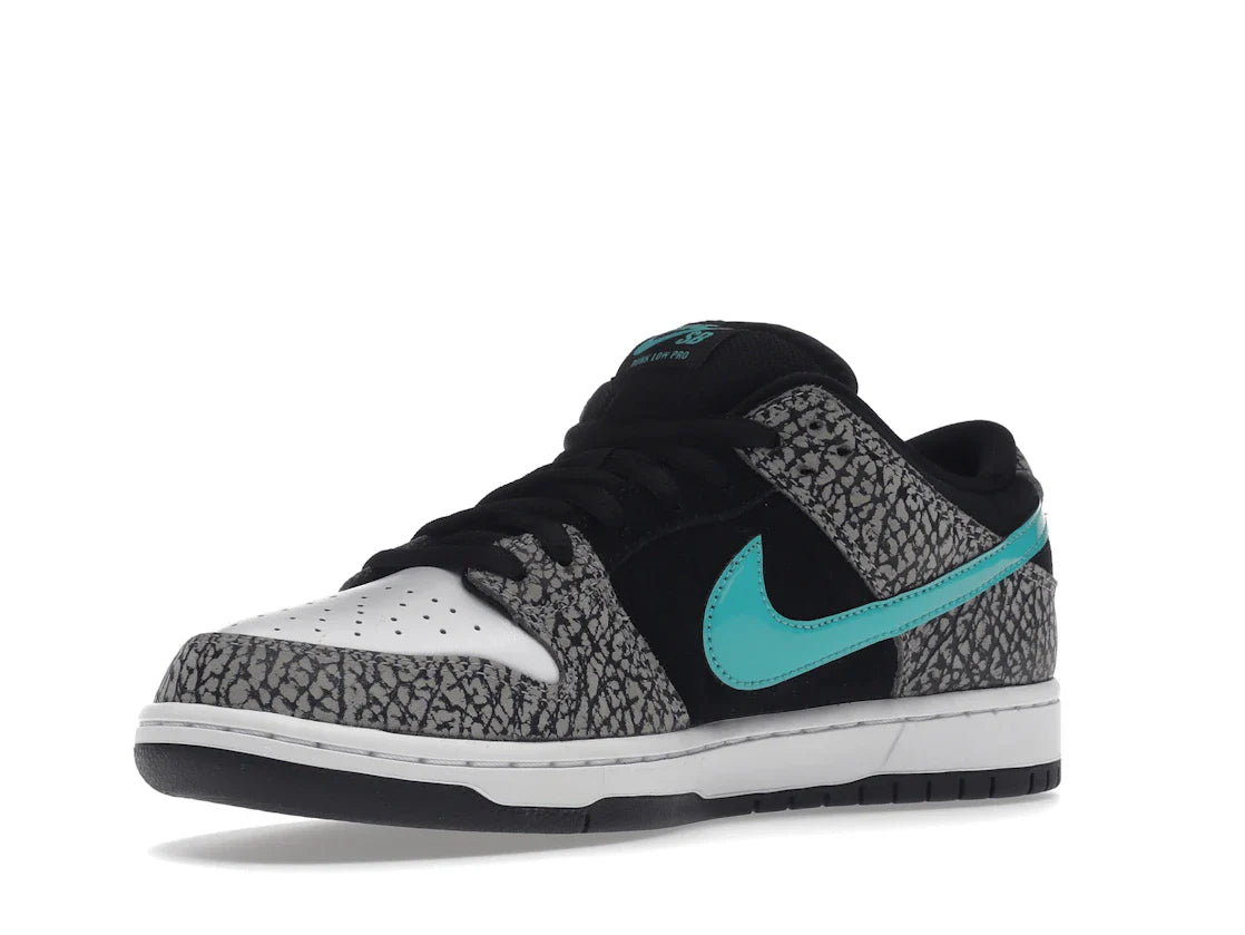 Nike SB Dunk Low atmos Elephant