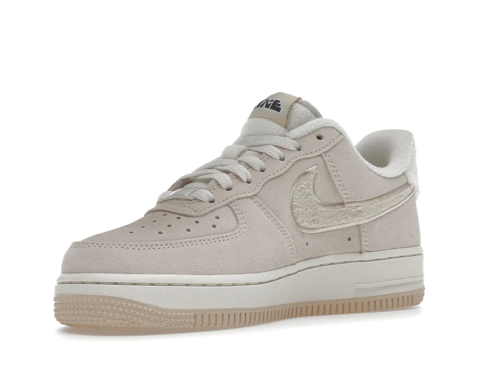 Nike Air Force 1 Low '07 SE Sanddrift Gum Fleece (Damen)