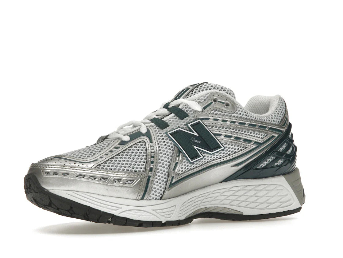 New Balance 1906R Silber Metallic Tiefsee
