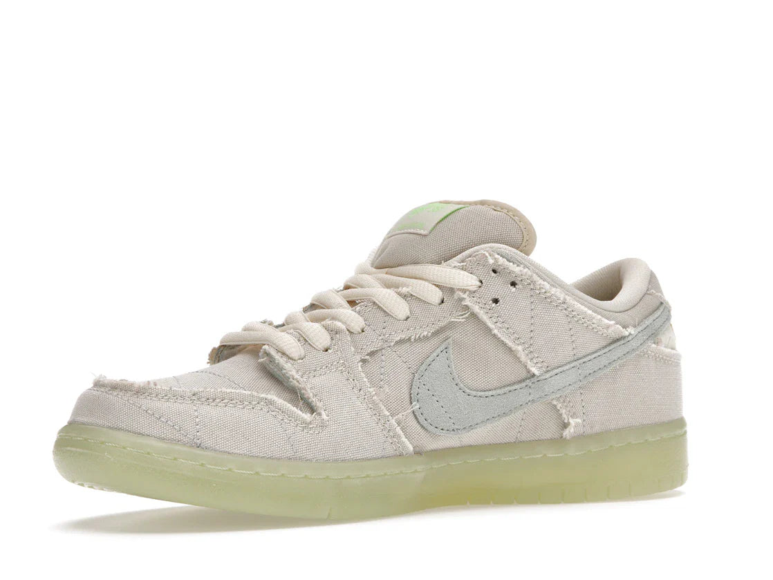 Nike SB Dunk Low Mummy