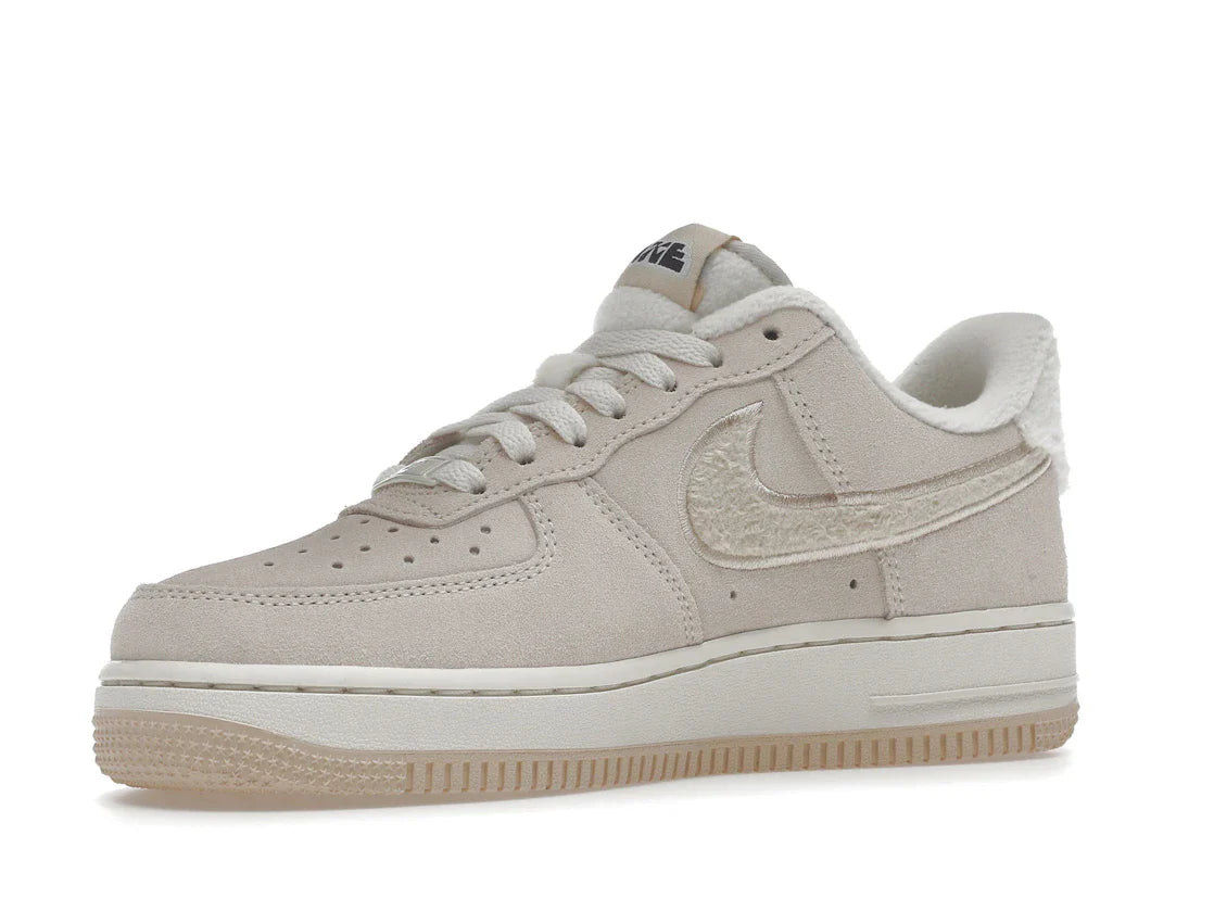 Nike Air Force 1 Low '07 SE Sanddrift Gum Fleece (Damen)