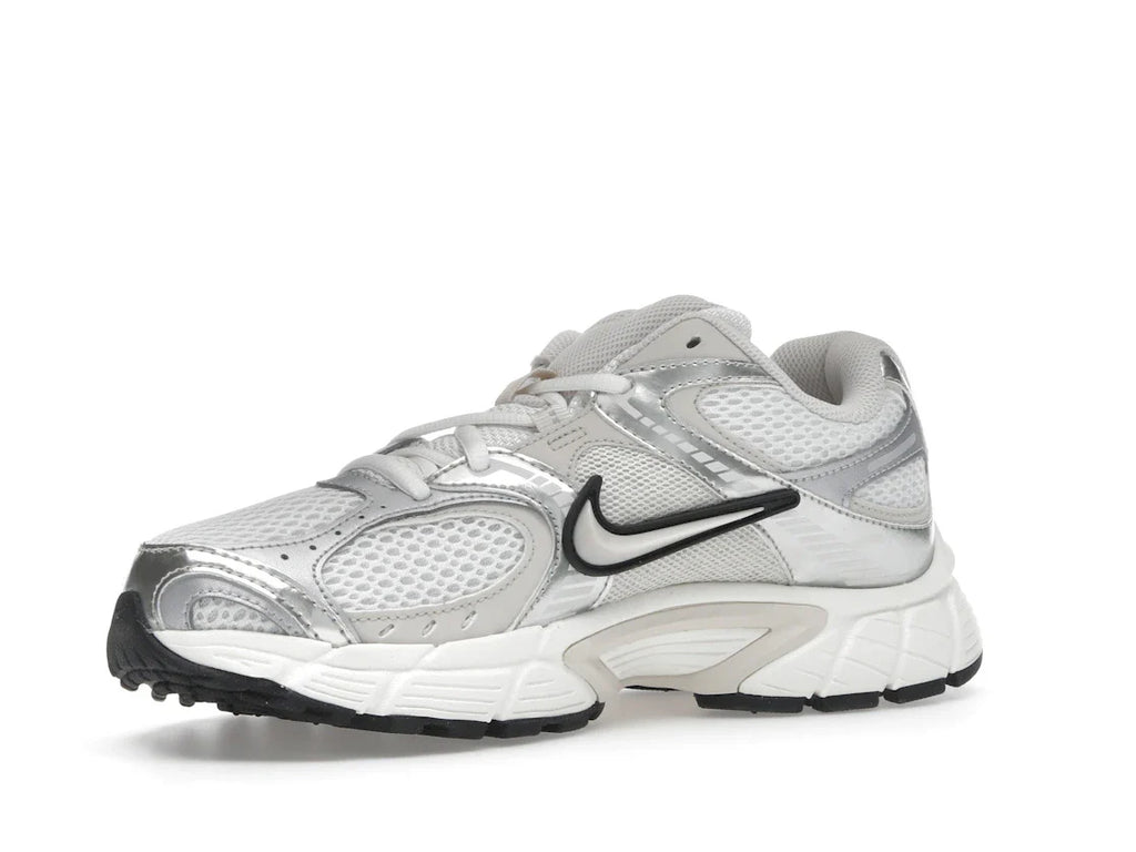 Nike V5 RNR Sail Light Orewood Brown (Damen)