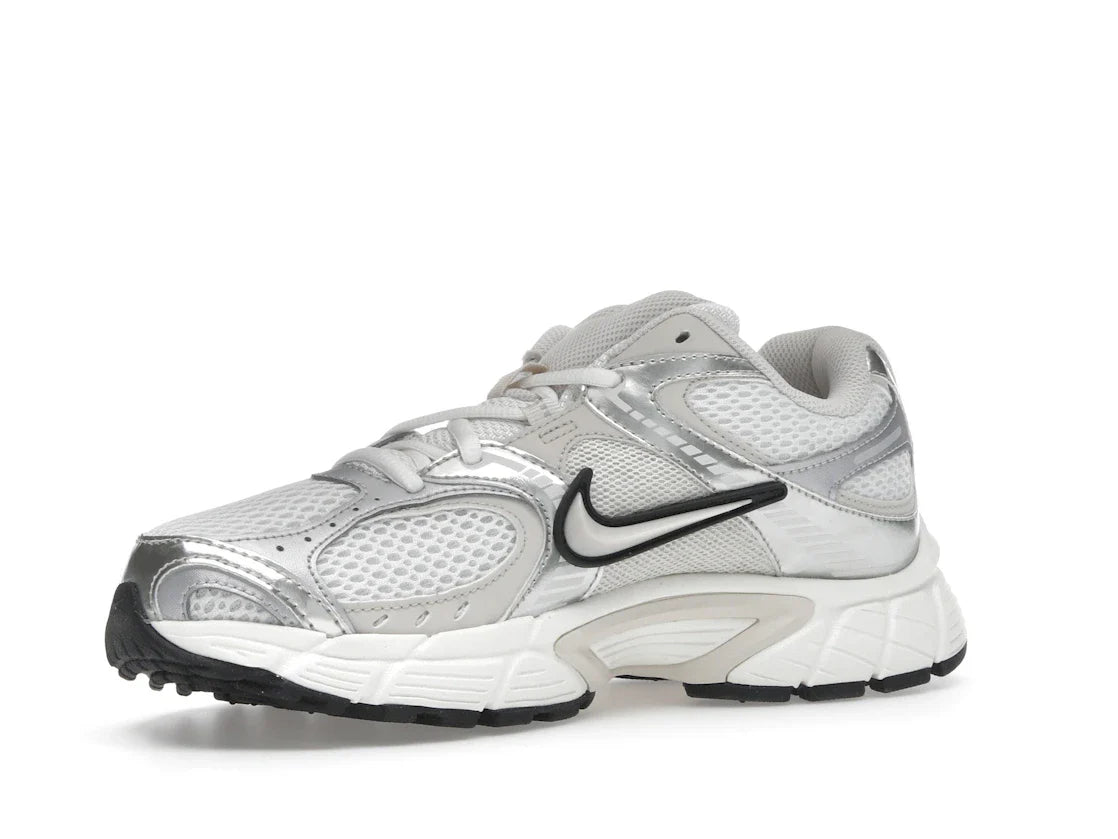 Nike V5 RNR Sail Light Orewood Brown (Damen)