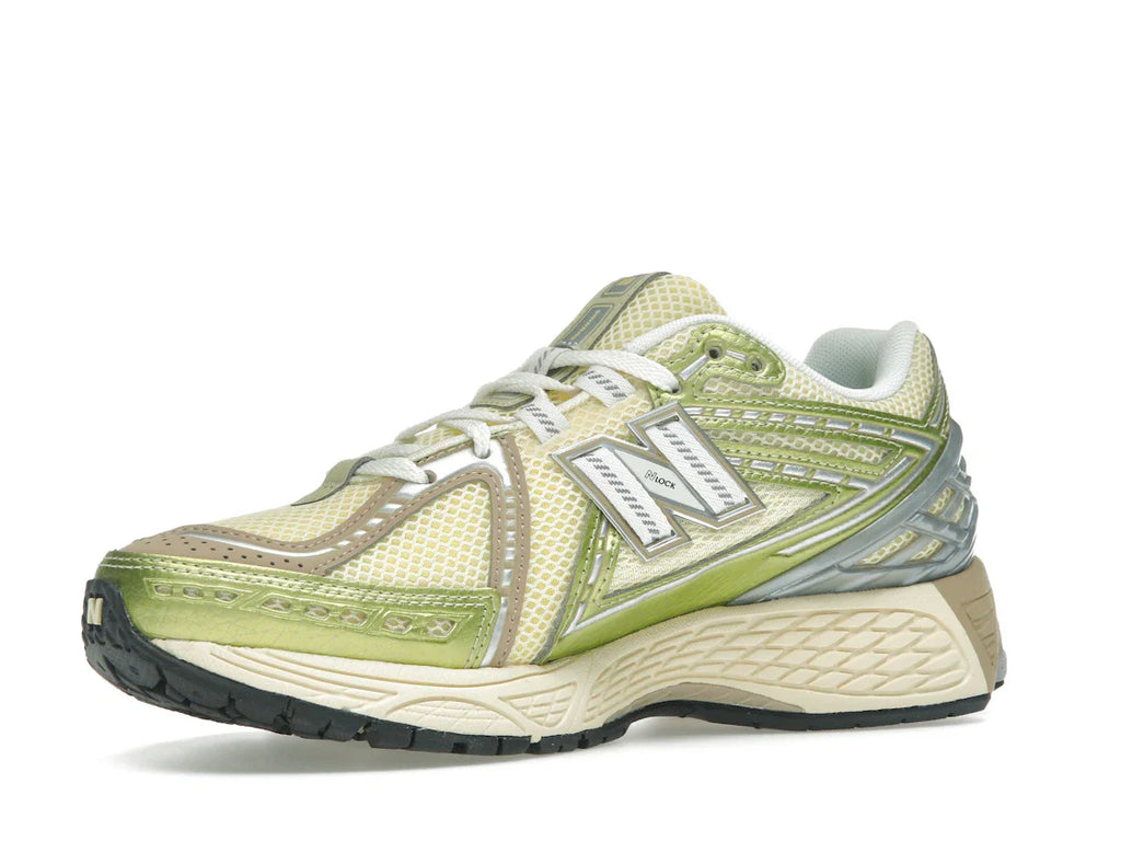 New Balance 1906R Gelbes Pergament