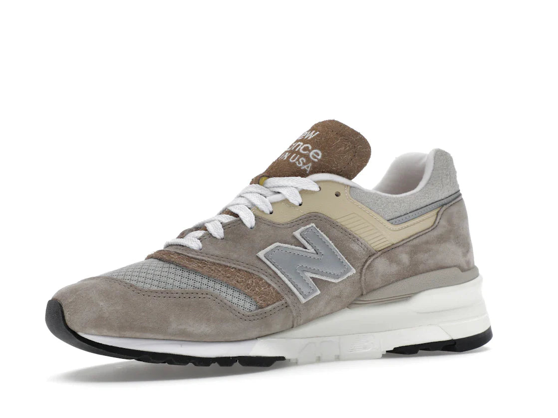 New Balance 997 MiUSA Light Mushroom Mirage Gray