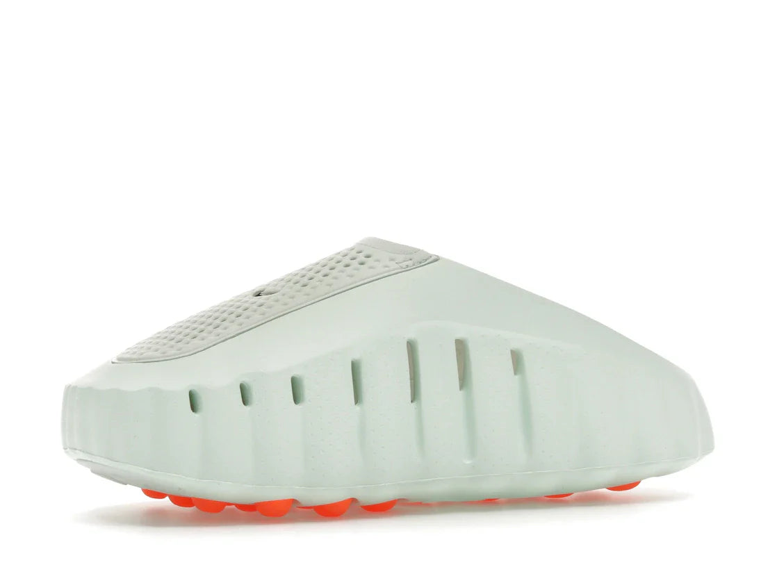Nike Mind 001 Barely Green Hyper Crimson Black Chrome (Damen)