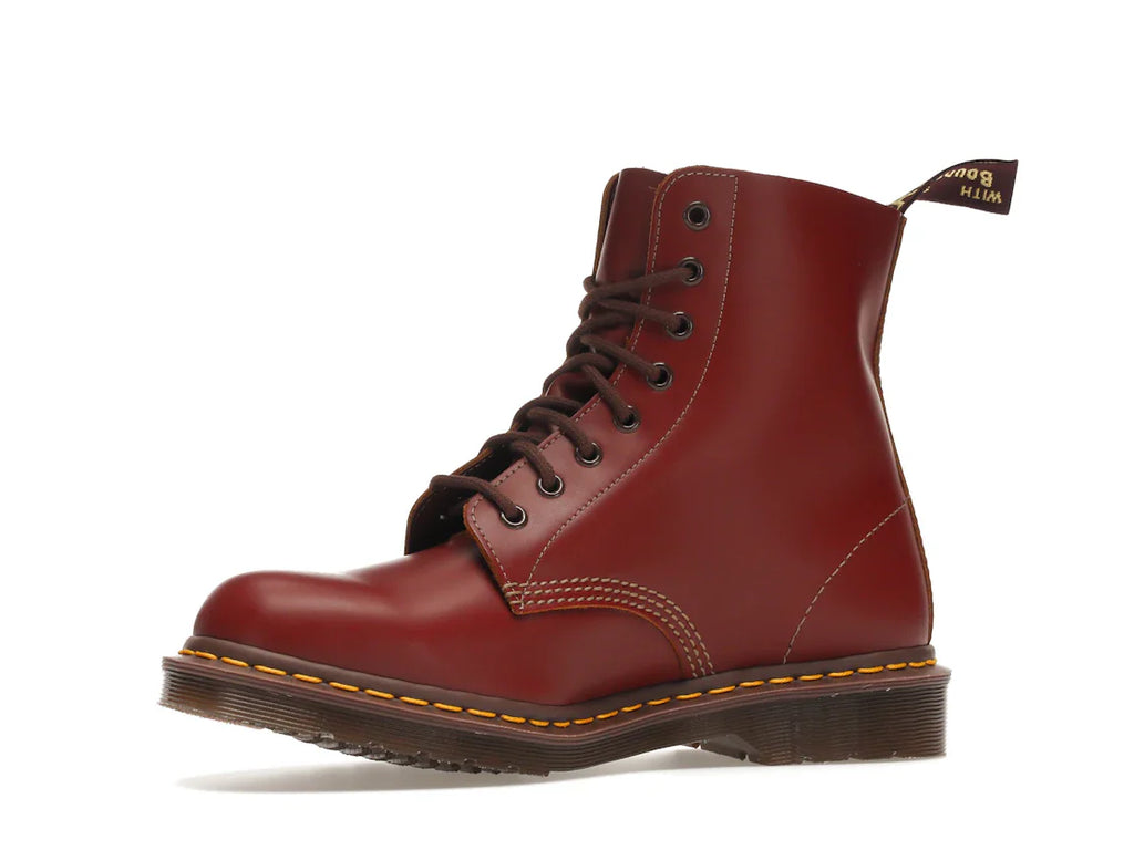 Dr. Martens 1460 Vintage Schnürstiefel, hergestellt in England, oxbloodfarben, Quilon
