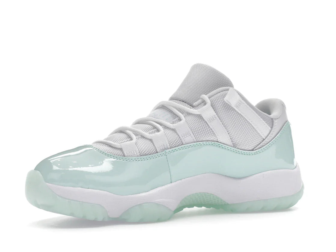 Jordan 11 Retro Low Igloo (Damen)