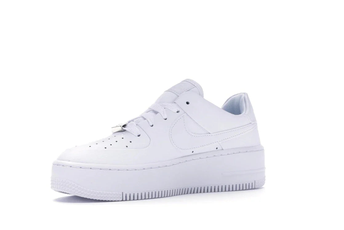 Nike Air Force 1 Sage Low Triple White (Damen)