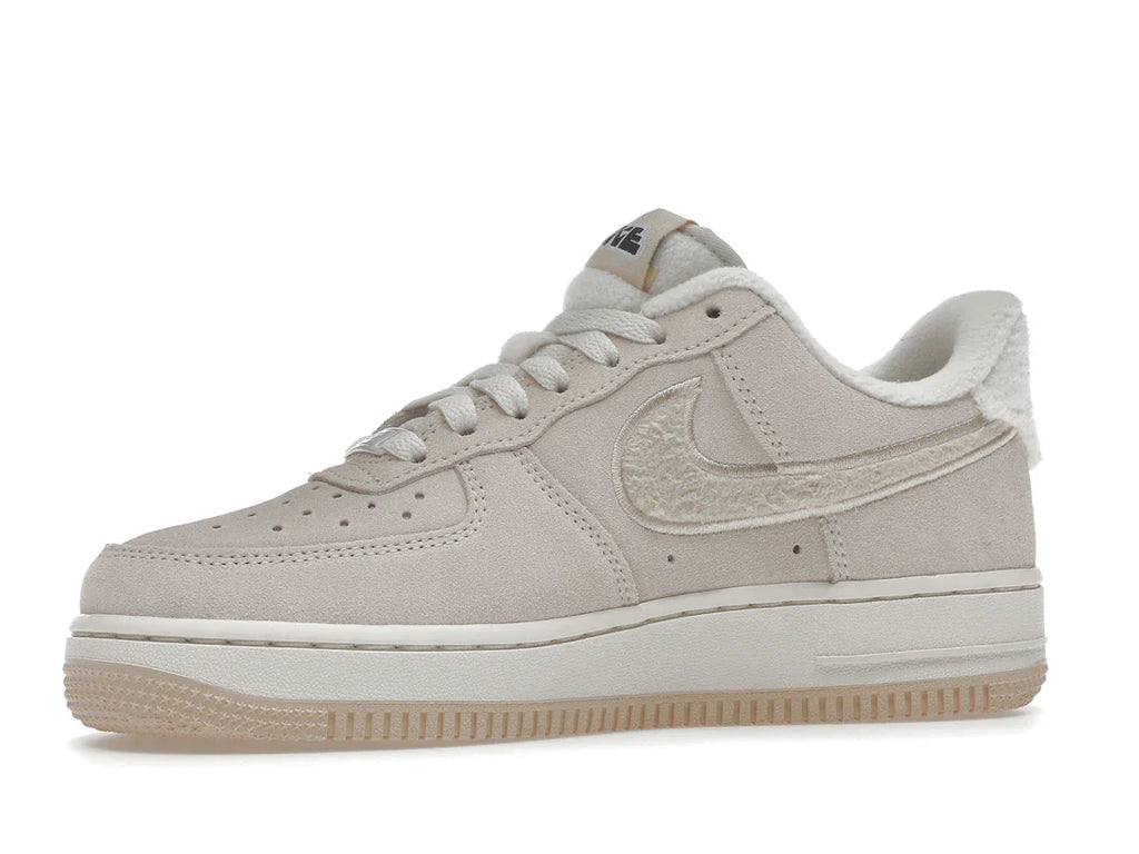 Nike Air Force 1 Low '07 SE Sanddrift Gum Fleece (Damen)