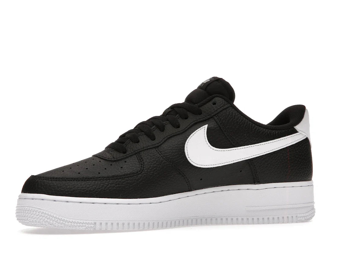 Nike Air Force 1 Low '07 Schwarz Weiß Genarbtes Leder